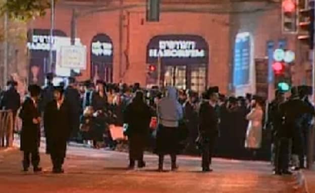 הצעדים של ועדת הרבנים: חרם על עסקים שפתוחים בשבת – ואיסור טיסות | חדשות 13