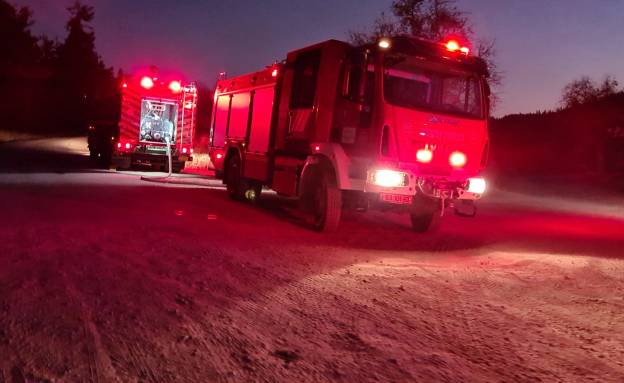 בן 10 חולץ ללא הכרה מדירה שעלתה באש בשכונת רמות בירושלים | חדשות 13