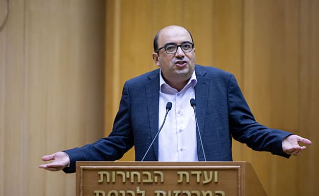 איזנקוט תומך בפסילת סמי אבו שחאדה מהתמודדות לכנסת | חדשות 13