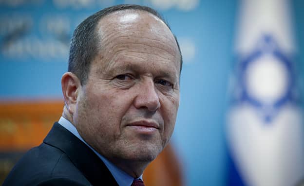 מכה לברקת: נסגר מכרז „הסל של המדינה” – ללא הרשתות הגדולות | חדשות 13