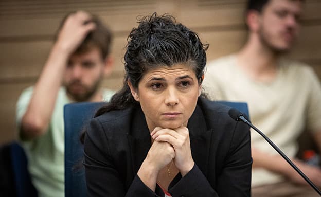 השכל לבג”ץ: „נדרשנו להציג לרה”מ את תיעוד ההצבעה על המבקר” | חדשות 13