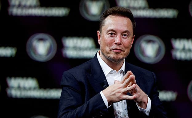 דרמה בפריז: פשיטה על משרדי X בחשד לפשעי סייבר והפצת פדופיליה | חדשות 13