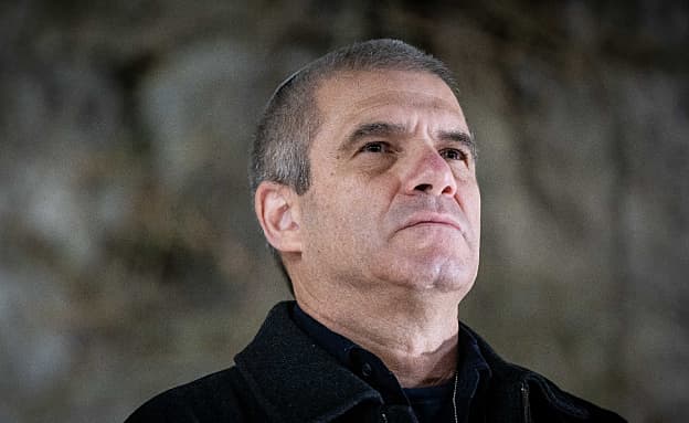 רגב הודיעה: גל הירש ואימו של רן גואילי ישיאו משואה ביום העצמאות | חדשות 13