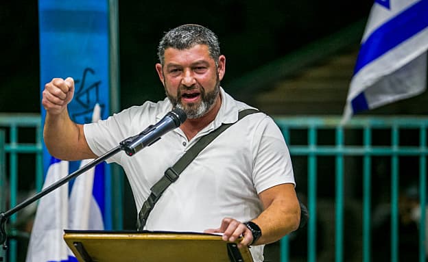 המתקפה של וינטר: מערכת המשפט, ההדחה מצה”ל – והאם יחבור לבנט? | חדשות 13