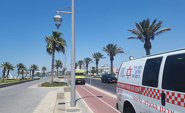 גבר כבן 60 טבע למוות בחוף הים באשקלון | חדשות 13