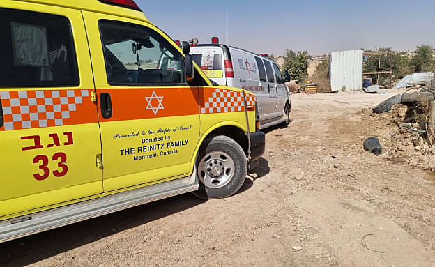 חשד לפגע וברח: פלסטיני נדרס למוות ושניים נפצעו בנגב | חדשות 13