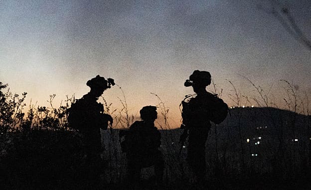 שני לוחמי צה”ל נפצעו בינוני וקל מירי נ”ט בדרום לבנון | חדשות 13