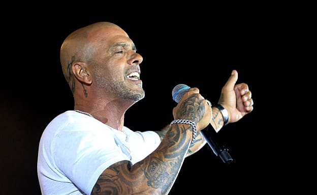 ההודעה של המתלוננת שבידי פרקליטו של גולן: „מוזמן אליי” | חדשות 13