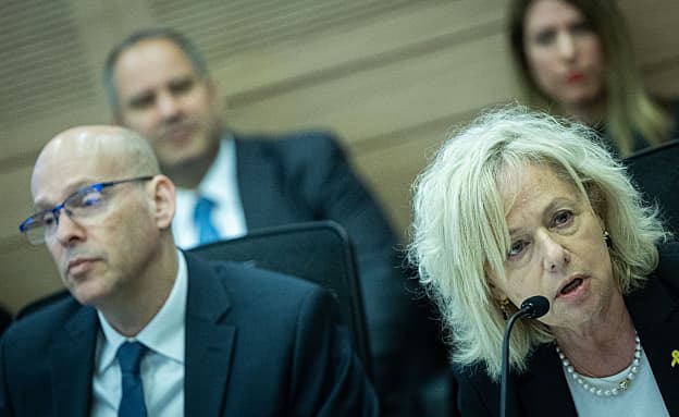 פרקליט המדינה: „זו לא הצעה לפיצול תפקיד היועצת אלא לפירוקו” | חדשות 13