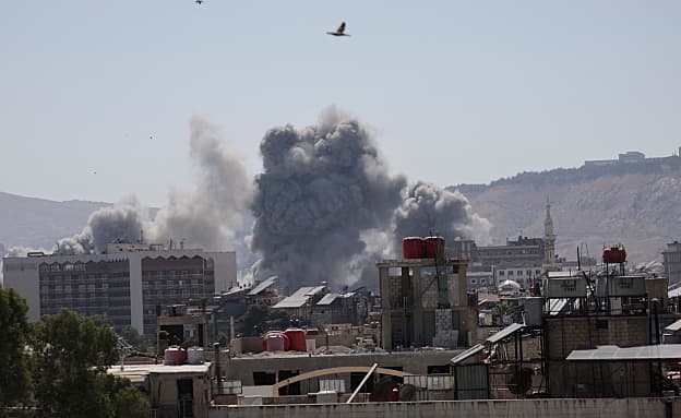 מארב של דאעש בסוריה: „שני חיילים אמריקנים ומתורגמן נהרגו” | חדשות 13