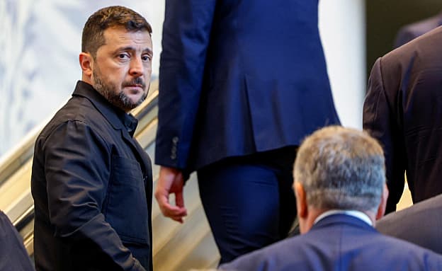 בשל חשד לשחיתות: ראש הלשכה של זלנסקי התפטר מתפקידו | חדשות 13