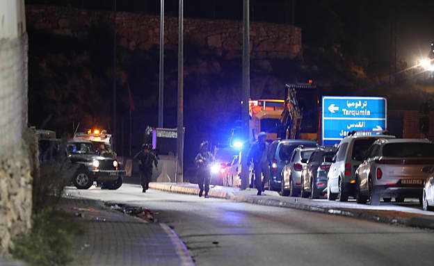 הודה ושחזר: המחבל שדרס למוות את יהודה שרמן יואשם עם בנו | חדשות 13