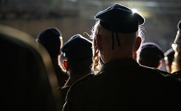 כדי לשמור על האופי החרדי: חטיבת החשמונאים לא תערוך טקס זיכרון | חדשות 13