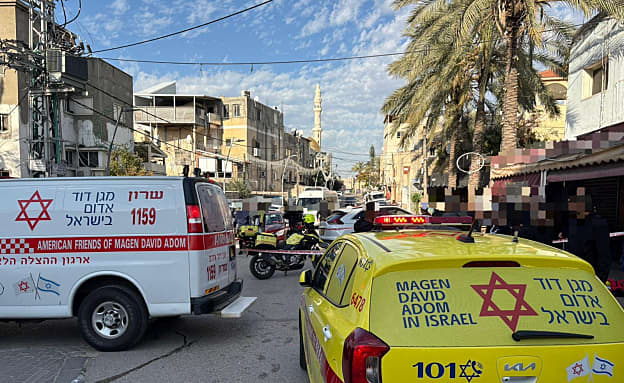 יום אחרי הרצח בנצרת: פצועים קשה ובינוני מירי בג’סר א-זרקא | חדשות 13