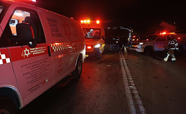 חשד לפיגוע בשומרון: ישראלי נהרג בהתנגשות עם רכב פלסטיני | חדשות 13