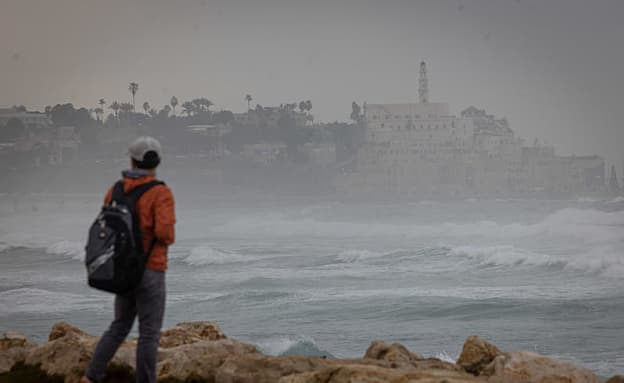 התחזית לסופ”ש: גשמים מקומיים בהפוגות, משבת – התחממות | חדשות 13