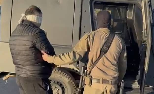 כוח ימ”מ עצר ברמאללה חשוד בעוקץ של מיליונים ברשת | חדשות 13