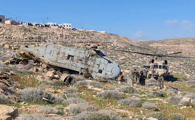 תיעוד: מסוק צבאי תקול ניתק בזמן הפינוי – והתרסק באזור גוש עציון | חדשות 13