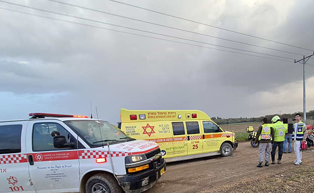 חשד לרצח כפול: גבר ואישה נורו למוות ברכבם בקלנסווה | חדשות 13