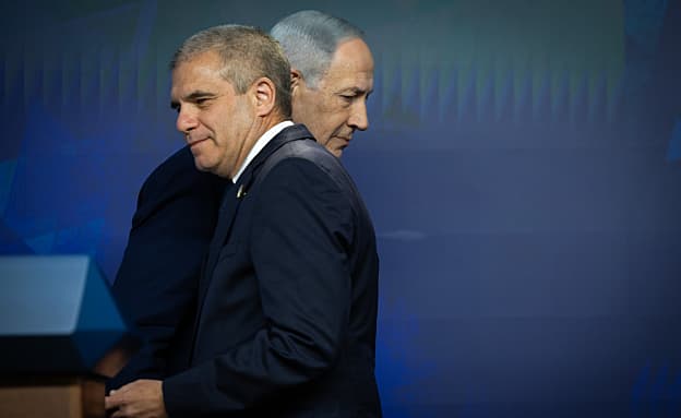 שורדי שבי ומשפחות: הירש איים וסחט אותנו שלא להתבטא נגד רה”מ | חדשות 13