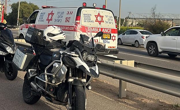ילד בן 5 נהרג תאונה קשה בין שלושה כלי רכב בדרום | חדשות 13