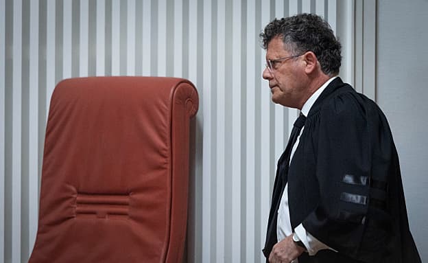 עלייה בהסתה נגד שופטי העליון: „קו ישיר בין רה”מ למהומה בבג”ץ” | חדשות 13