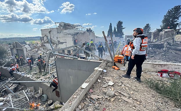 האסון בבית שמש: הושלם הליך זיהוי ההרוגים, הוסר החשש ללכודים | חדשות 13