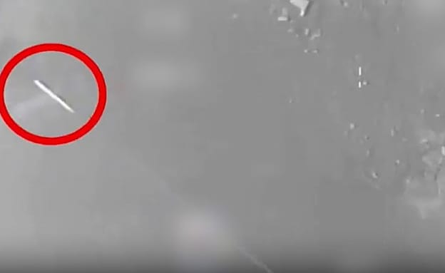 תיעוד: טייס ישראלי חומק מטיל איראני בשמי טהרן | חדשות 13