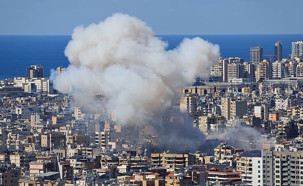 מפקדות ומחסני אמל”ח של חיזבאללה: צה”ל השלים תקיפה נוספת בדאחייה | חדשות 13