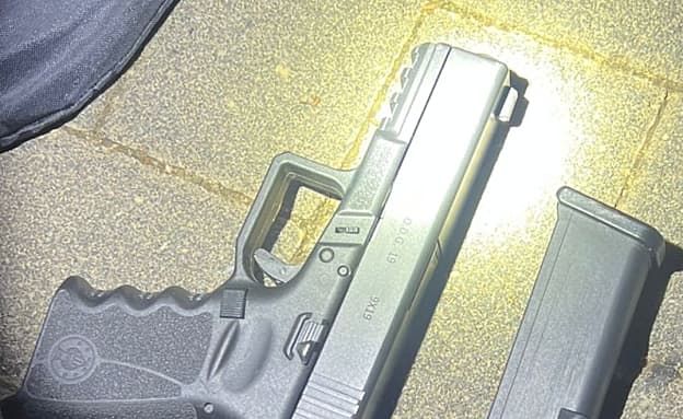 עם כדור בקנה ורימון הלם: עבריין מוכר נעצר בצפון תל אביב | חדשות 13