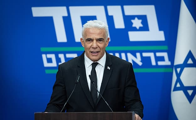לפיד לאיזנקוט: „גדי, בוא. החיבור בינינו ינצח את הבחירות” | חדשות 13