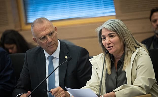 היועמ”שית: מנכ”לית משרד רה”מ לא תוכל להמשיך בתפקידה | חדשות 13