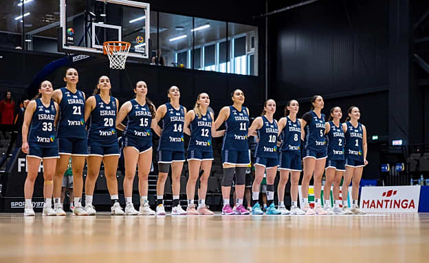 הישג בכדורסל: נבחרת הנשים עד גיל 20 סגנית אלופת אירופה | חדשות 13