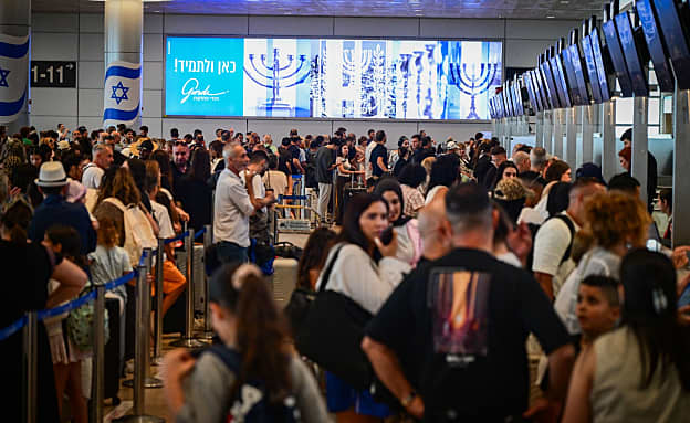 בשל עומס בתעבורה האווירית ביוון: „צפויים עיכובים בנתב”ג” | חדשות 13