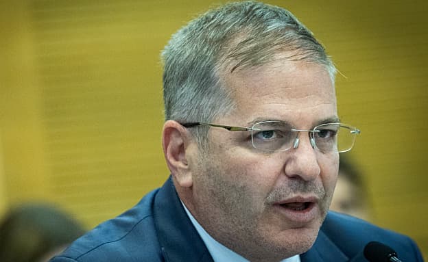 קיש לבג”ץ: „אין בעיה של לימודי ליבה ברשתות החינוך החרדיות” | חדשות 13