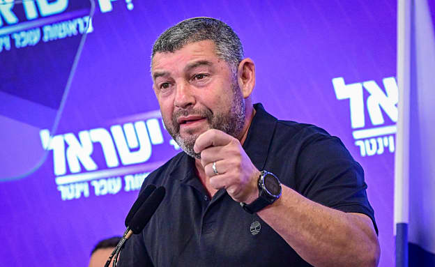 בלי איחודים וללא חיבורים: וינטר הגיש את רשימת „עמך ישראל” | חדשות 13