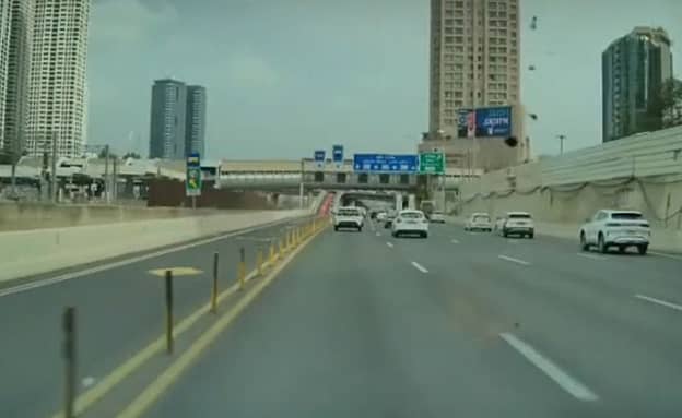 זרק אבנים על מכוניות מגשר באיילון: „זה כמו פיגוע” | תיעוד | חדשות 13