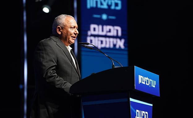 איזנקוט: „ישראל לא תשרוד עוד 4 שנים של שקרים והשתמטות” | חדשות 13