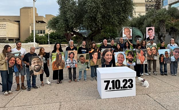 משפחות נפגעי 7.10: „יקירינו לא יצביעו היום, זכרו אותם בקלפי” | חדשות 13