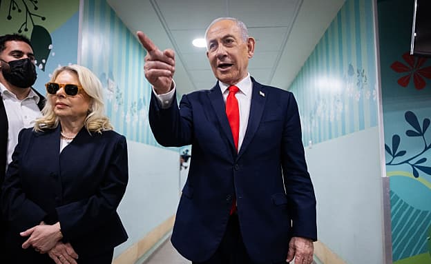 השיחה החריגה של רה”מ ורעייתו עם העסקן החרדי: „הם רוצים למות?! איך אני אתן להם...