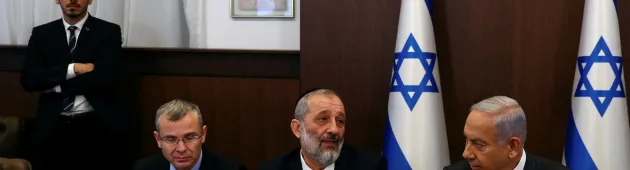 הסתה בחסות השריפות: האשמות הקואליציה - והבריחה מאחריות