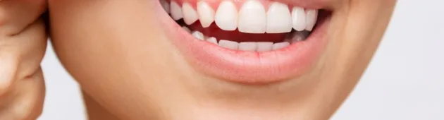 כך תדעו שיש לכם דלקת חניכיים – ואיך תתמודדו