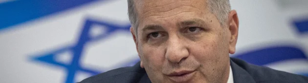 בהנחיית קיש: בוטלה הרצאה של פעיל "אחים לנשק" בבי"ס בעמק חפר