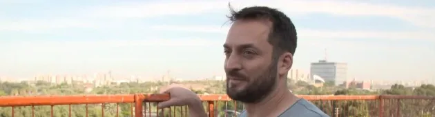 "סיפור סינדרלה": גורו ההשקעות חושף איך הפך ממובטל לעשיר מופלג