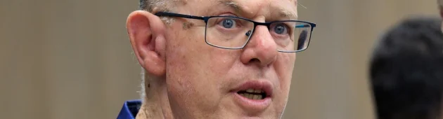 העיתונאי ופרשן הספורט אבי מלר הלך לעולמו בגיל 72