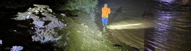 סריקות בנחל מיתר אחר אדם שניסה לחלץ רכב משיטפון - ונסחף