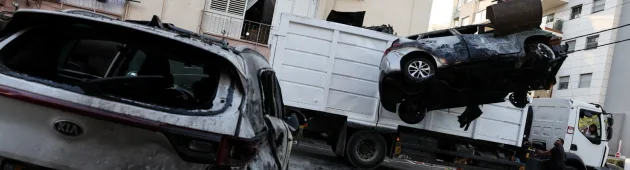 נמשכים השיגורים מאיראן: 12 פצועים ונזק בזירות נפילה בגוש דן