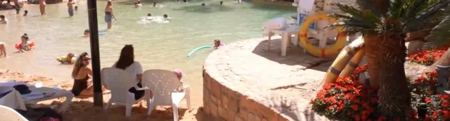 היי דרומה: הישראלים שמחפשים שקט מהאזעקות בעיר המקלט באילת