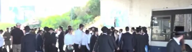 כביש 4 נחסם ליד בני ברק בגלל מחאת חרדים על מעצר עריקים