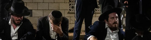 המשטרה: מפגינים חרדים ניסו לפרוץ לתחנת לב הבירה בירושלים - ונהדפו